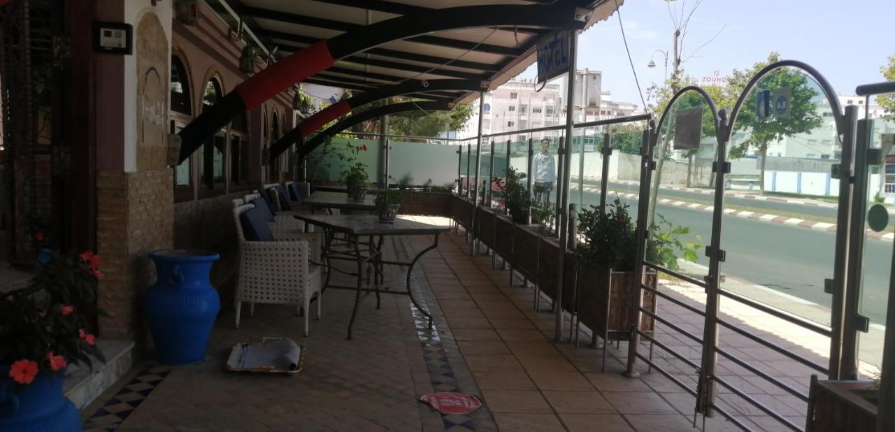 Pasta Plaza Hotel Arzila Exterior foto