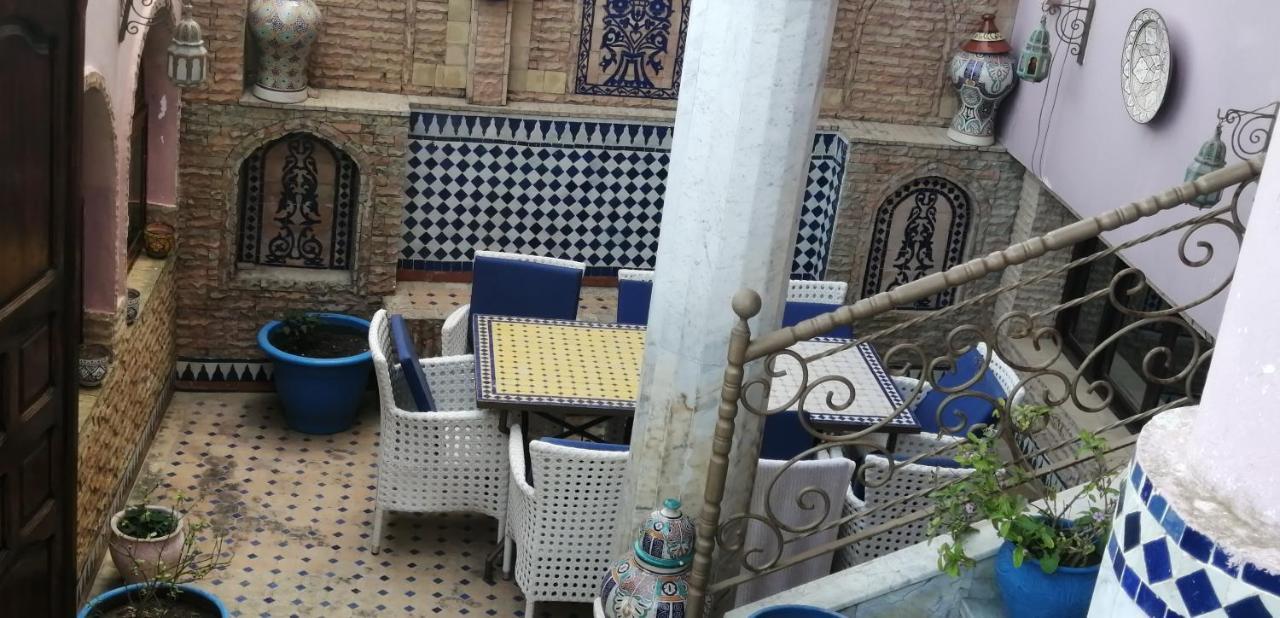 Pasta Plaza Hotel Arzila Exterior foto