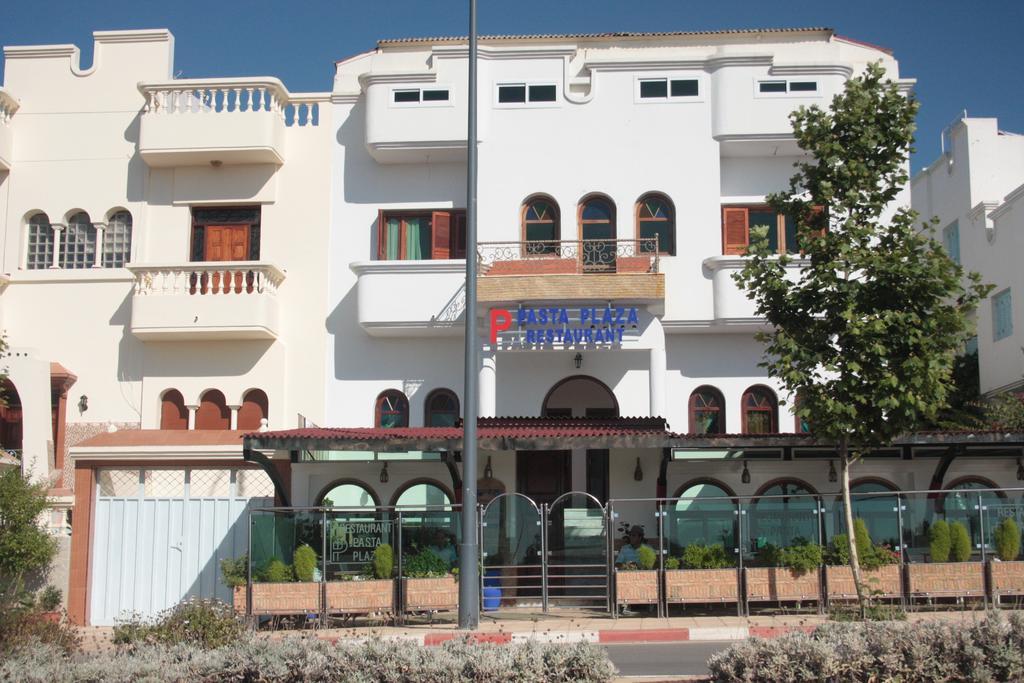 Pasta Plaza Hotel Arzila Exterior foto