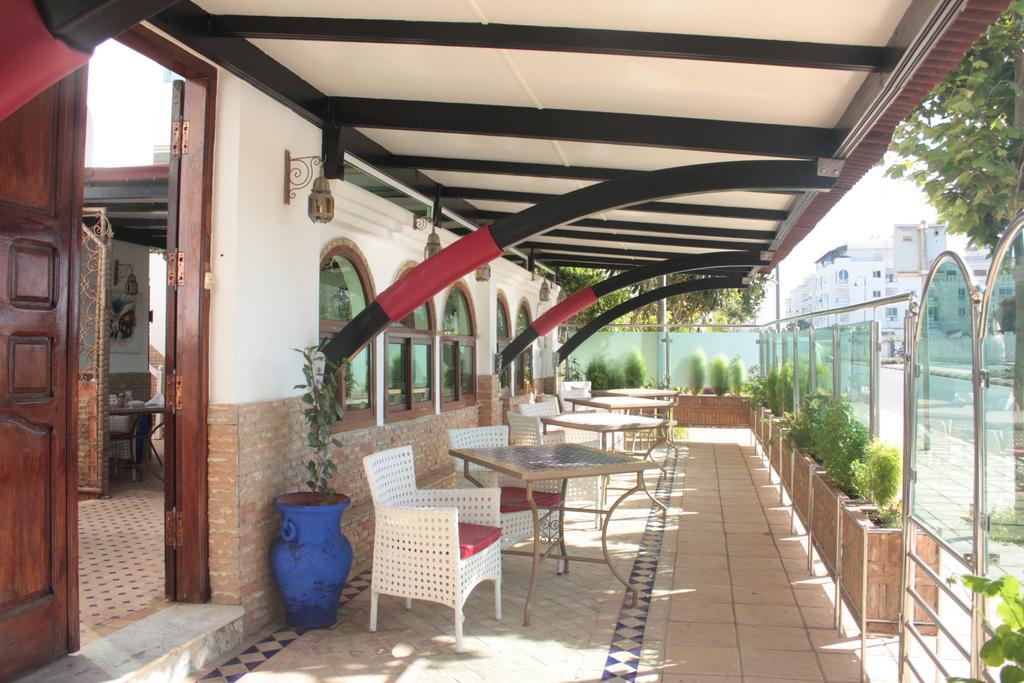 Pasta Plaza Hotel Arzila Exterior foto