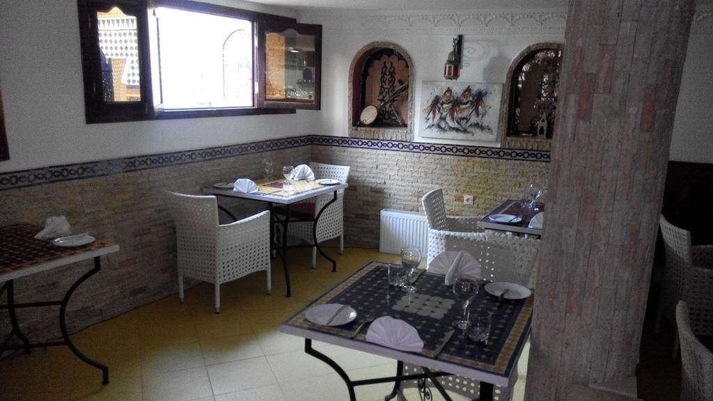 Pasta Plaza Hotel Arzila Exterior foto